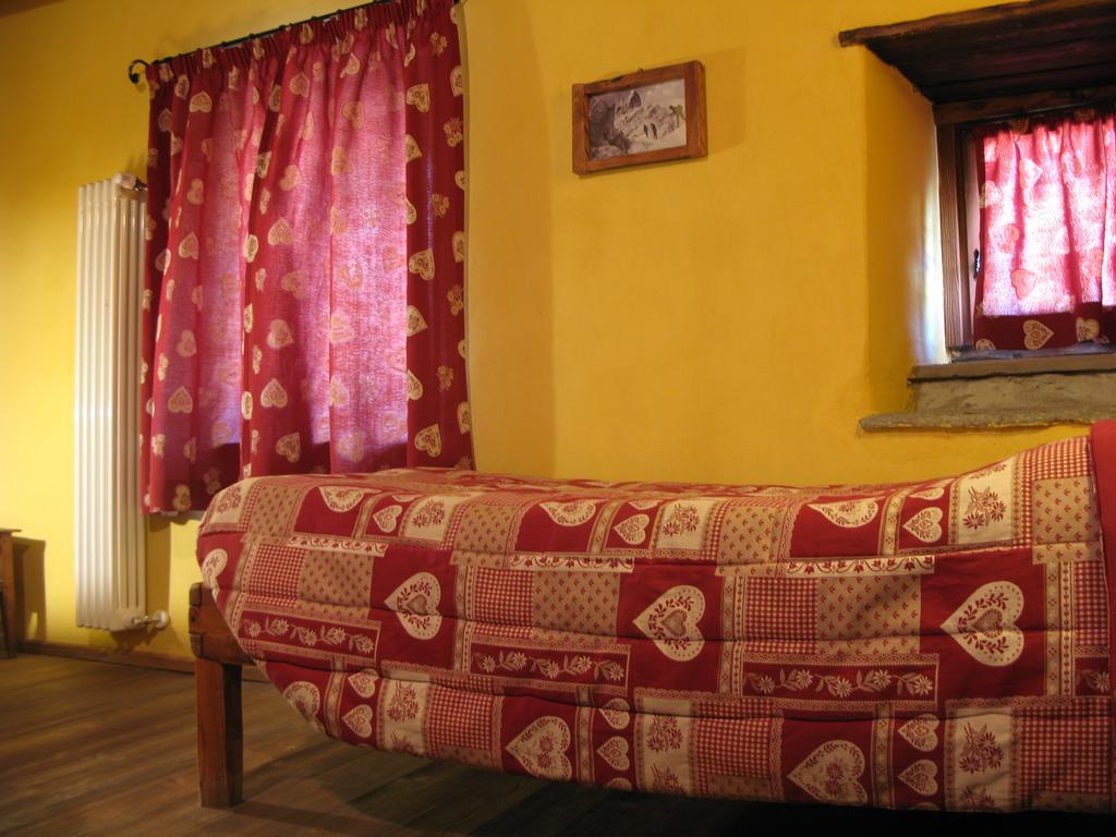 Agriturismo Barba Gust Чезана-Торинезе Экстерьер фото
